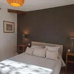 Πανσιόν Magnanerie De Sainte Croix 4*