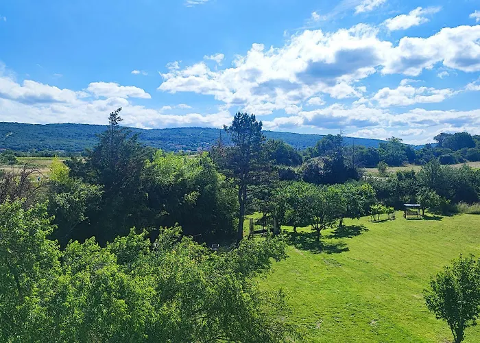 Magnanerie De Sainte Croix